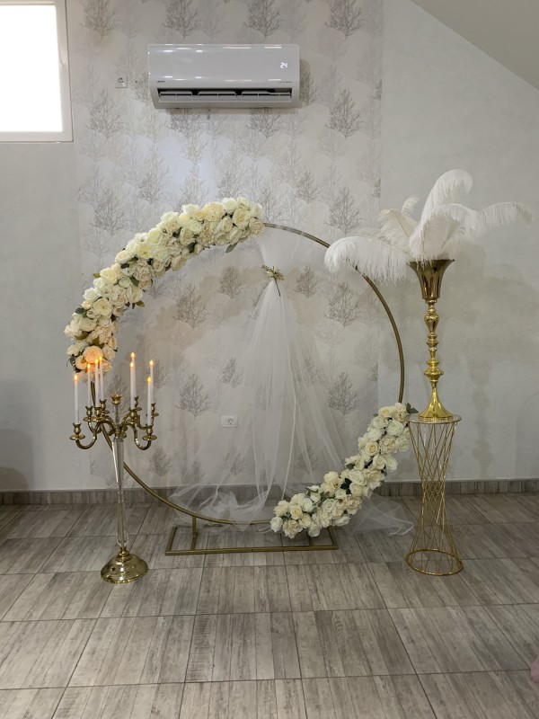 dada-cvetna-dekoracija-za-vencanje-7